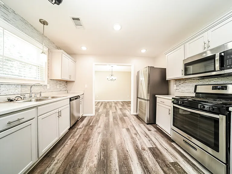 213 Tyler Trce — Photo 7