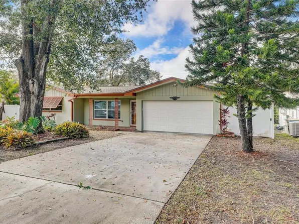 1742 Sharondale Dr, Clearwater, FL 33755