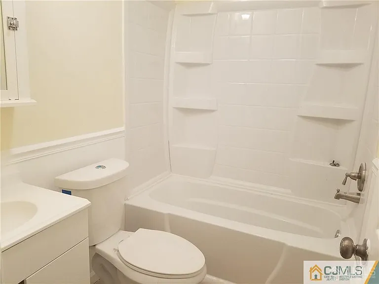 8 Poe Ct — Photo 15