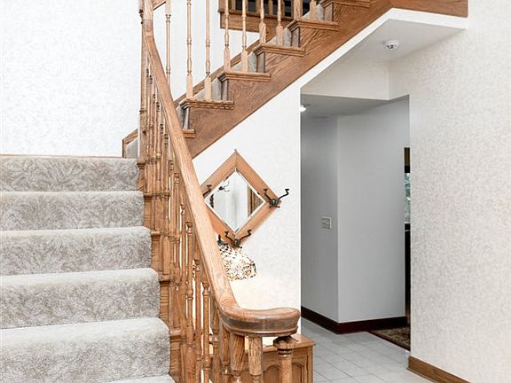 2nd image of 3439 Burlwood Dr