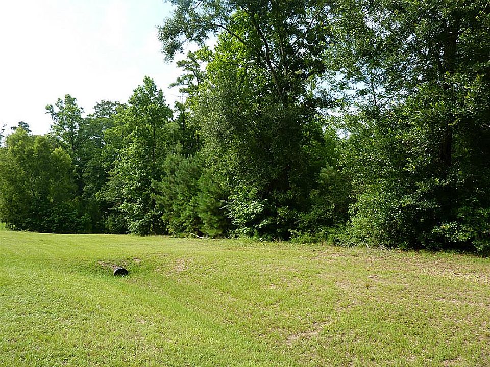 2nd image of 228 Fish Creek Ln