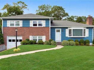 147 Benic Pl, Hawthorne, NY 10532
