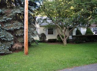 38 Dexter St, Pittsfield, MA 01201