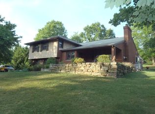 263 Brooks Dr, Beaver Falls, PA 15010