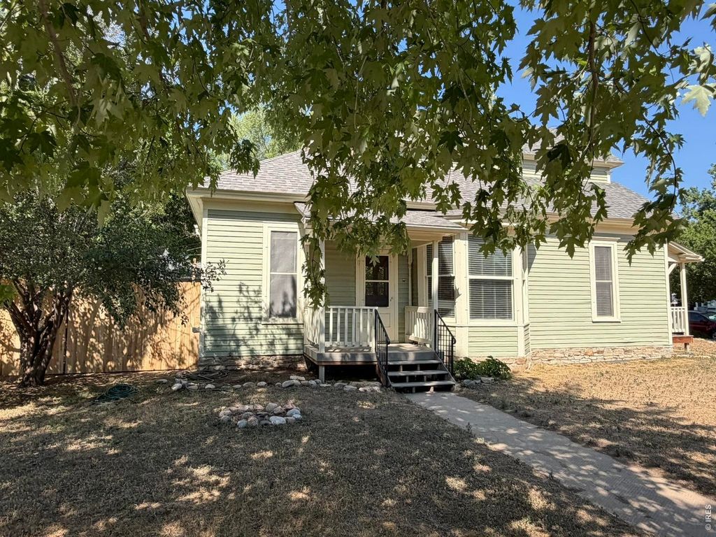 601 Walnut St