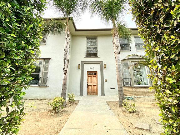 2nd image of 843 S Mariposa Ave #3