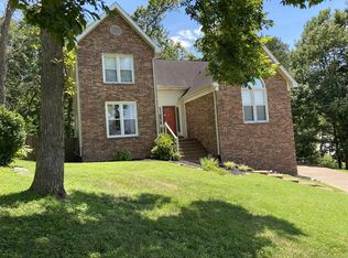 205 Oak Hollow Cir, Hermitage, TN 37076