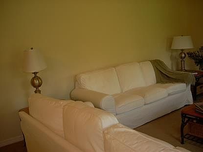 4th image of 1945 Westminster Cir APT 2