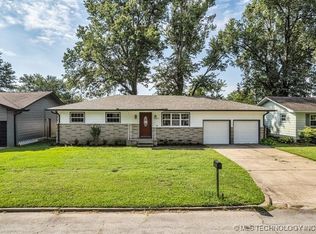314 SE 13th St, Pryor, OK 74361