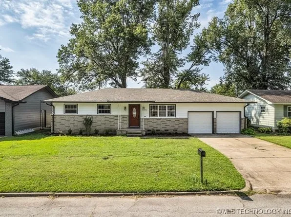 314 SE 13th St, Pryor, OK 74361