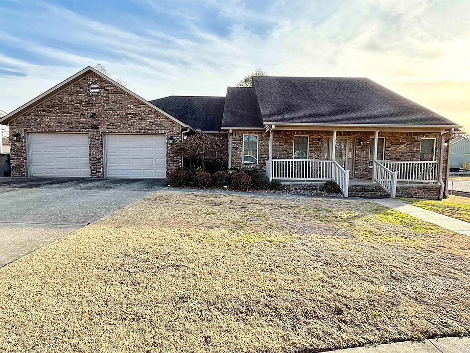 1st image of 4504 Prince Dr