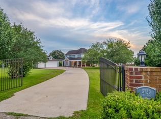 5729 Lira Rd, Manvel, TX 77578