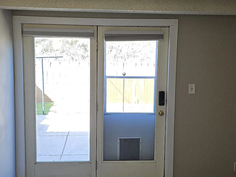 4206 Loomis Ave — Photo 15