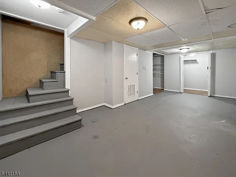 249 Mercer St — Photo 34