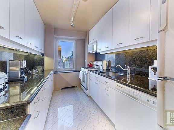 3rd image of 303 E 57th St APT 16J