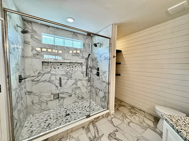 2424 Seven Kings Rd — Photo 38