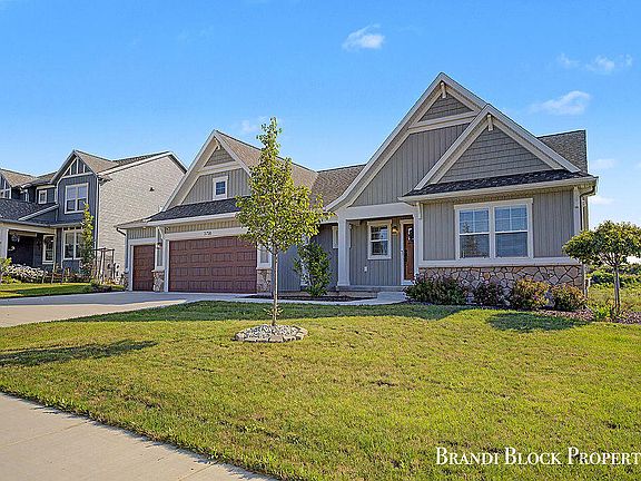 3rd image of 3758 Waterton Dr