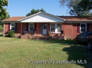 611 Regina Dr, Spring Lake, NC 28390