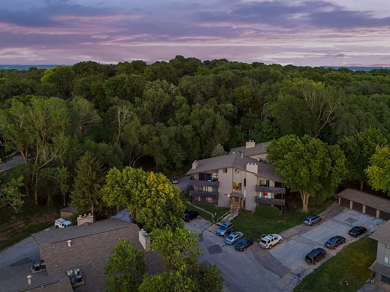 Fontenelle Hills — Photo 49