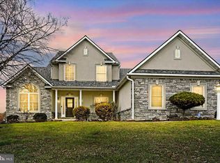 1487 Farm Cross Way, York, PA 17408