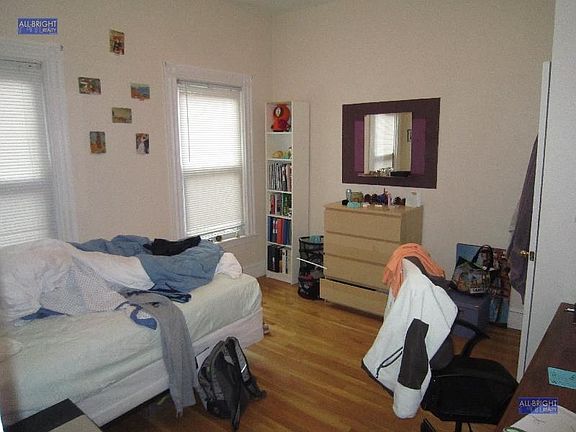 2nd image of 197 Green St #16J