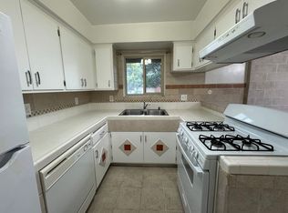 Kenyon Dr, Tustin, CA 92780