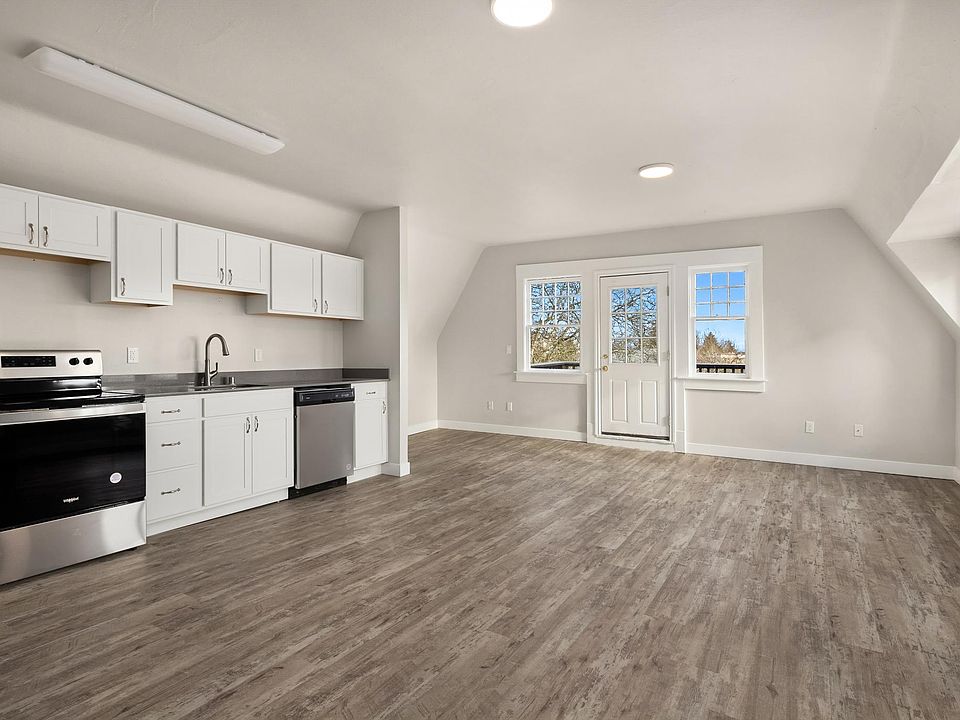 1st image of 402 N Sheridan Ave