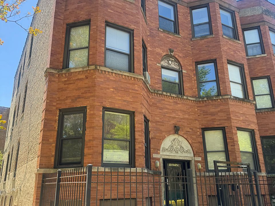 1st image of 1029 E 62nd St #3