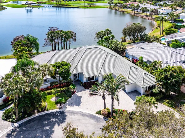 4 Sutton Drive, Boynton Beach, FL 33436