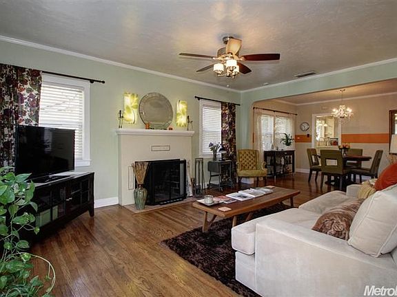 3rd image of 1617 36th St
