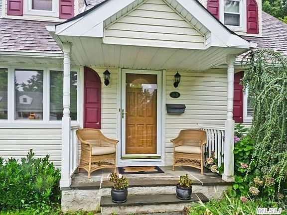 2nd image of 140 Radcliff Dr