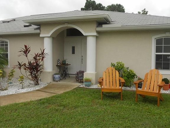 4th image of 9853 Gulfstream Blvd