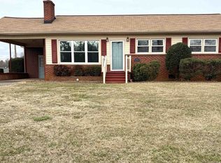 206 Maple Dr, Gaffney, SC 29341