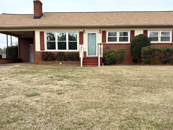 206 Maple Dr, Gaffney, SC 29341