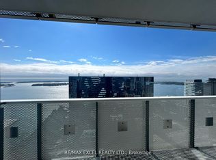 138 Downes St #4210, Toronto, ON M5E 0E4