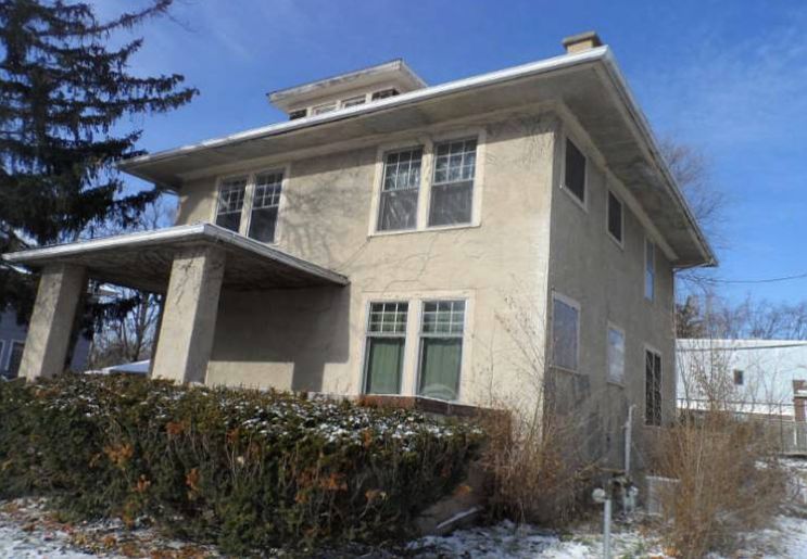 1st image of 309 W Marion St