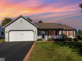 95 Springhouse Dr #L-0079, Myerstown, PA 17067
