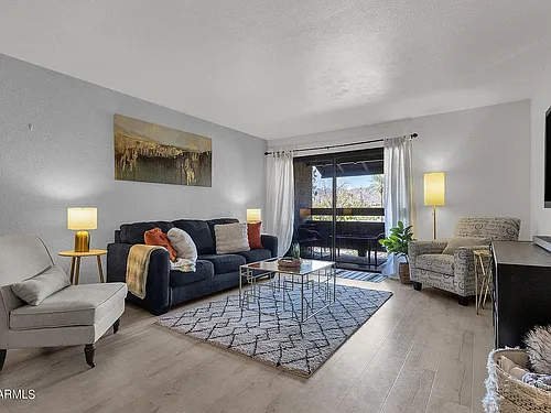 3825 E Camelback Rd #202 Photo 1
