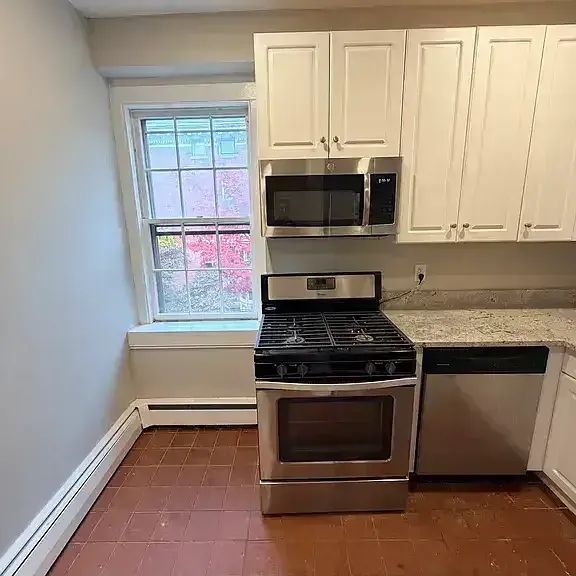 604 Chapel St #6 — Photo 15