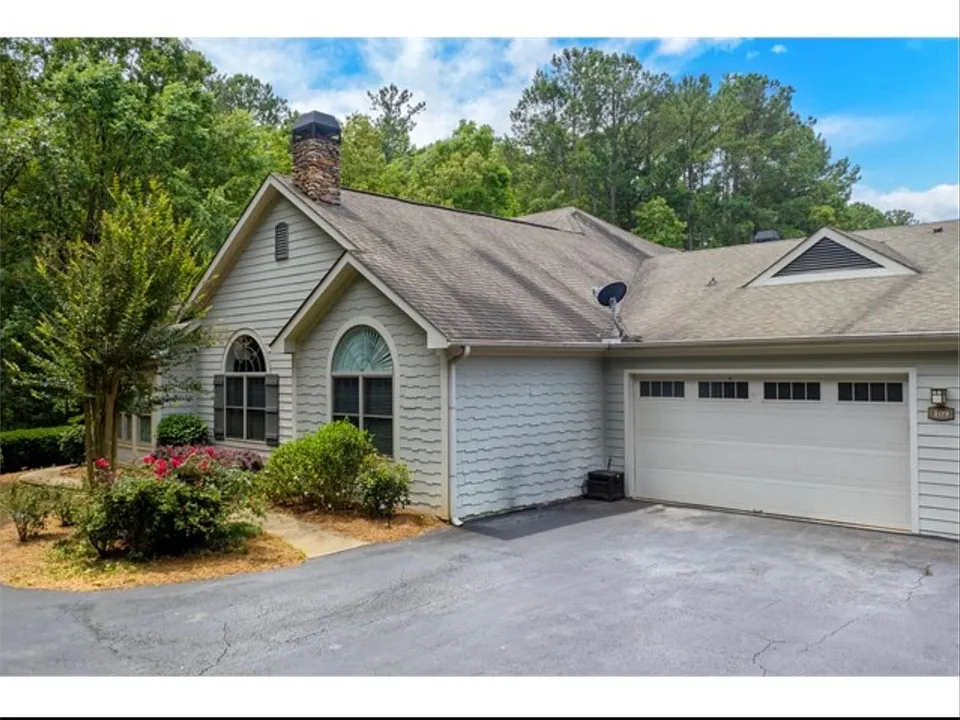 109 Edgewood Ct
