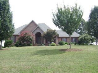 1192 Ashburn Dr, Forest, VA 24551