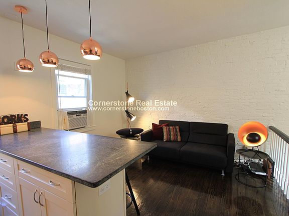 2nd image of 39 Gray St #3