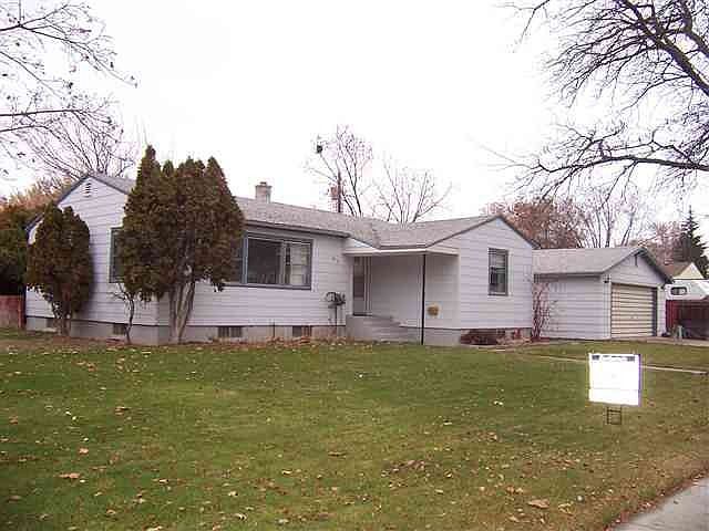 1st image of 1819 Davison Ave