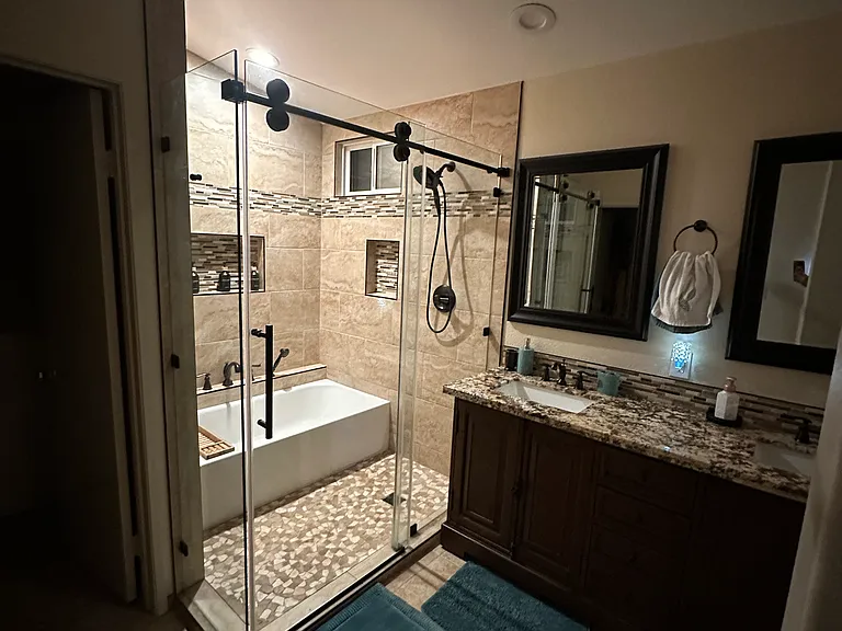 Irwin Cir — Photo 18