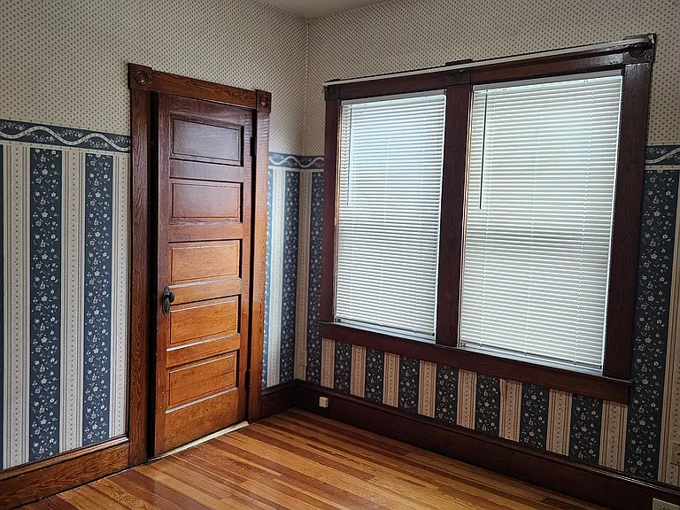 404 Stevens St #1 — Photo 11