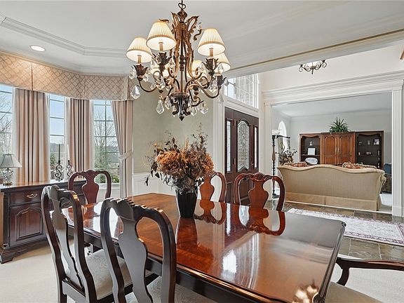 5th image of 108 Mirage Dr