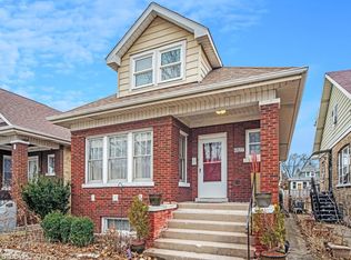 6127 W Dakin St, Chicago, IL 60634