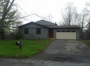 705 Fairway Cir, Baldwinsville, NY 13027