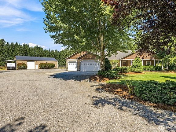 3rd image of 15330 159th Lane SE