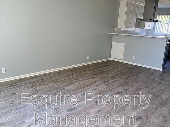 4th image of 5410 Driftwood St APT D